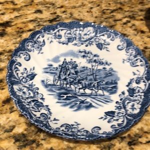 Coaching Scenes Tea Cups and Saucers, made in England, 4 Tea Cups with 10 plates